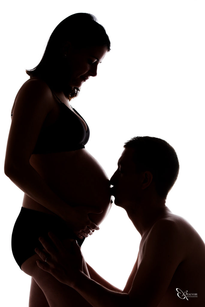 BeauvoirPhotographie seancephoto grossesse maternite Chambery AixlesBains Savoie pregnant studiophoto 5