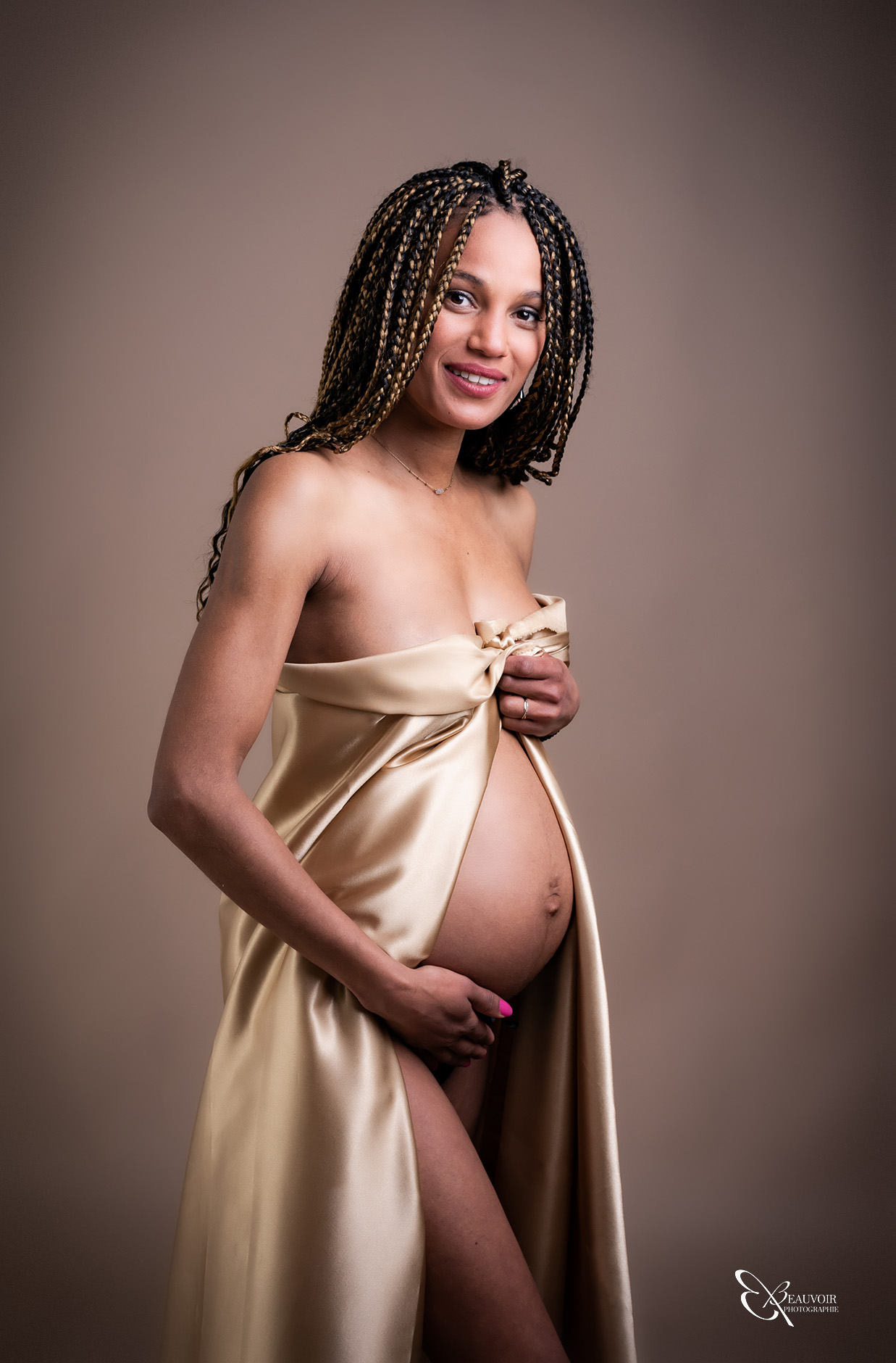 Beauvoirphotographie seancephoto pregnant grossesse maternite futurmaman chambery photographechambery