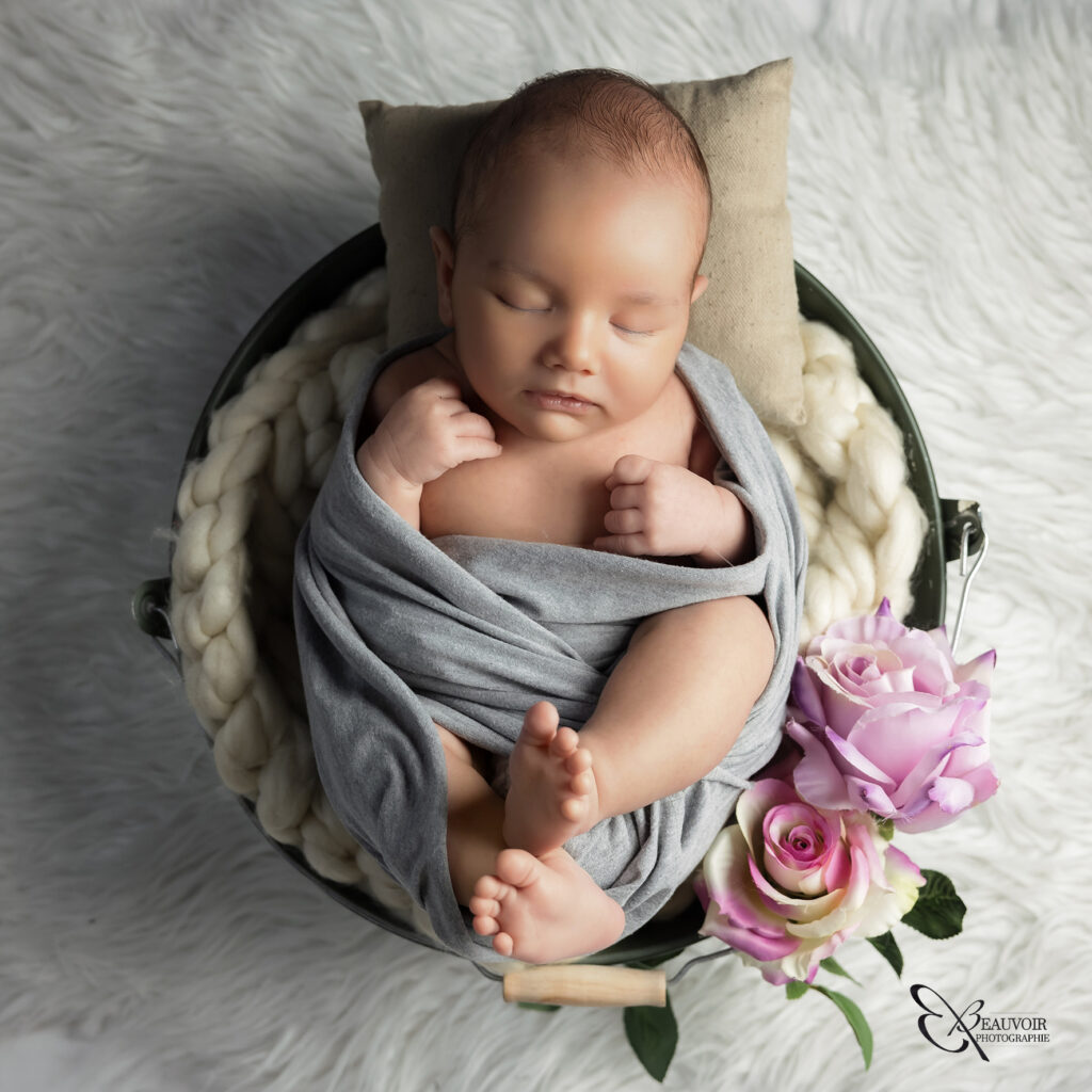 ©BeauvoirPhotographie-seance photo naissance- bébé tout doux-Chambéry-AixlesBains Rumilly-Annecy