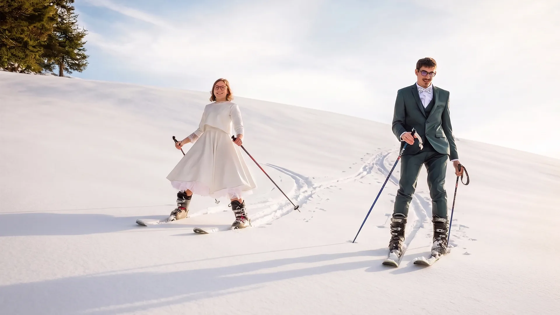 Photographe mariage à Chambéry (Savoie - 73) - Photo du couple en montagne ( Le Revard, Savoie) - Beauvoir Photographie - Aline Rassat